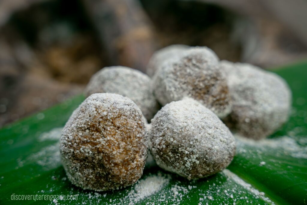 Kuih Loklik Terengganu