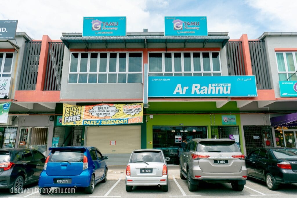 Penginapan Roomstay & Homestay di atas Kedai Ar-Rahnu, Tok Molor.