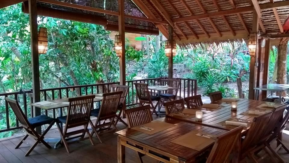 6. Crocodile Rock Beach Bistro