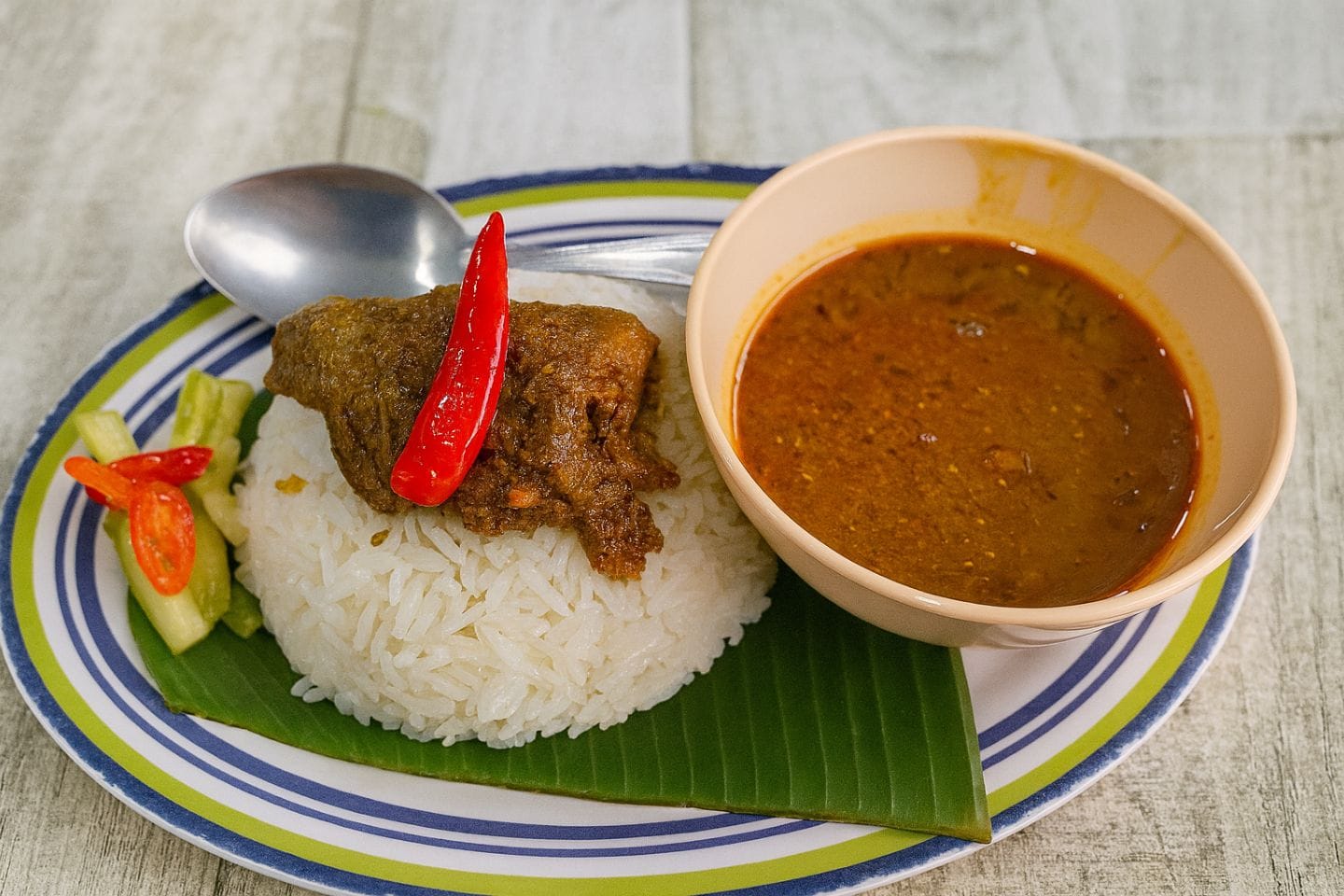 8. Kedai Makan Teh Yah Nasi Dagang